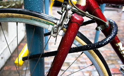 Saiba como prender sua bicicleta de forma segura
