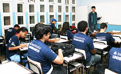 Instituto Unibanco colhe bons frutos da juventude há 27 anos