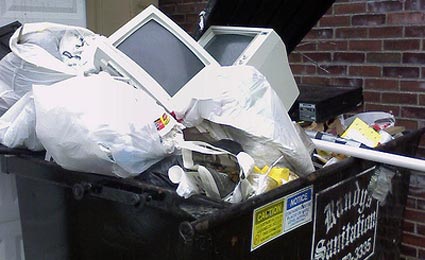 Problema do lixo eletrônico se agrava no mundo e iniciativas tentam frear a situação