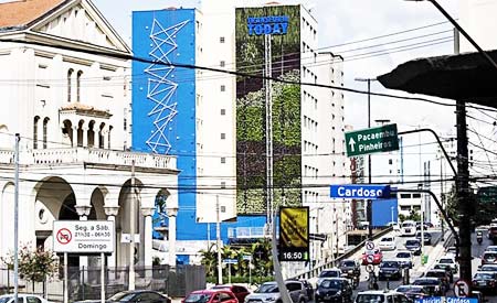 Documentário mostra montagem de jardim vertical em prédio de São Paulo (Assista)